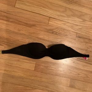 Victoria Swim Top 32D